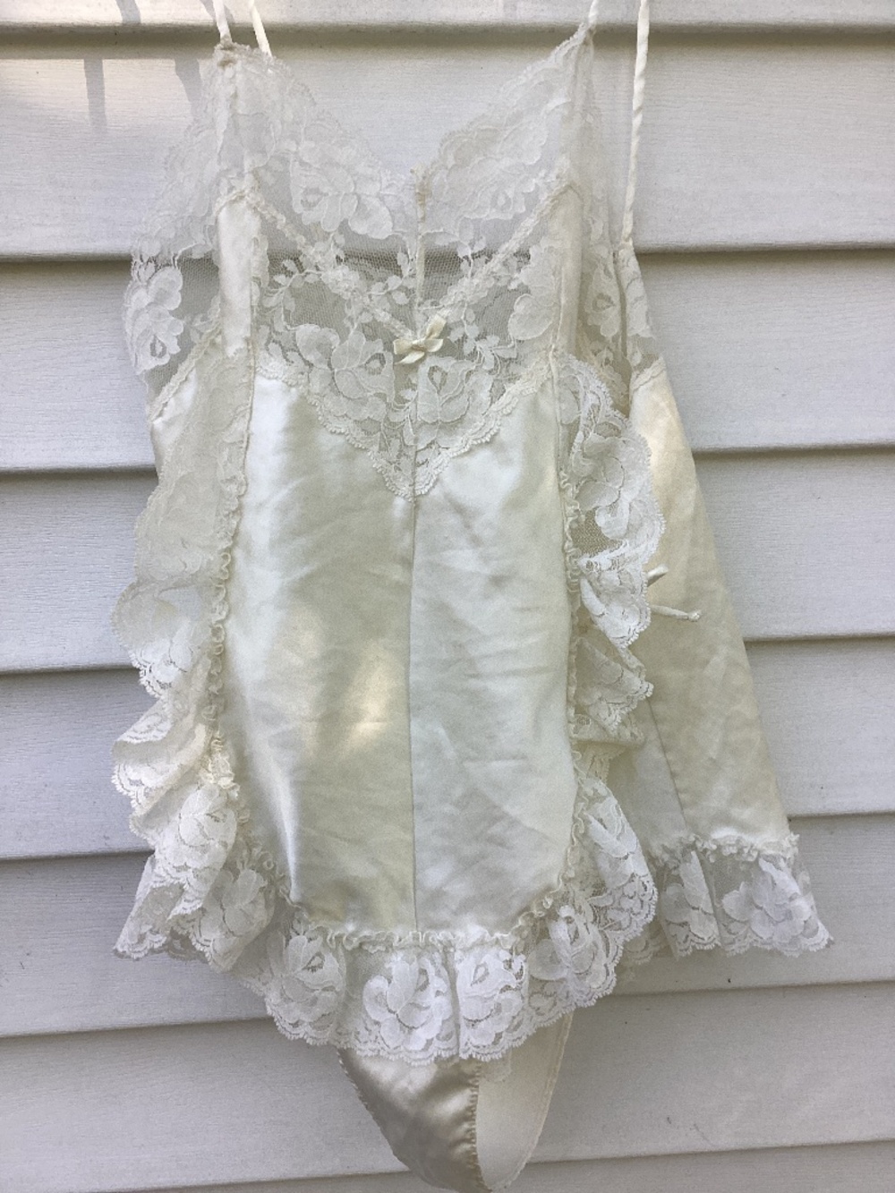 Vintage Alana Gale Lace Teddy Romper Lingerie Bodysuit Medium Bridal Cream  Off